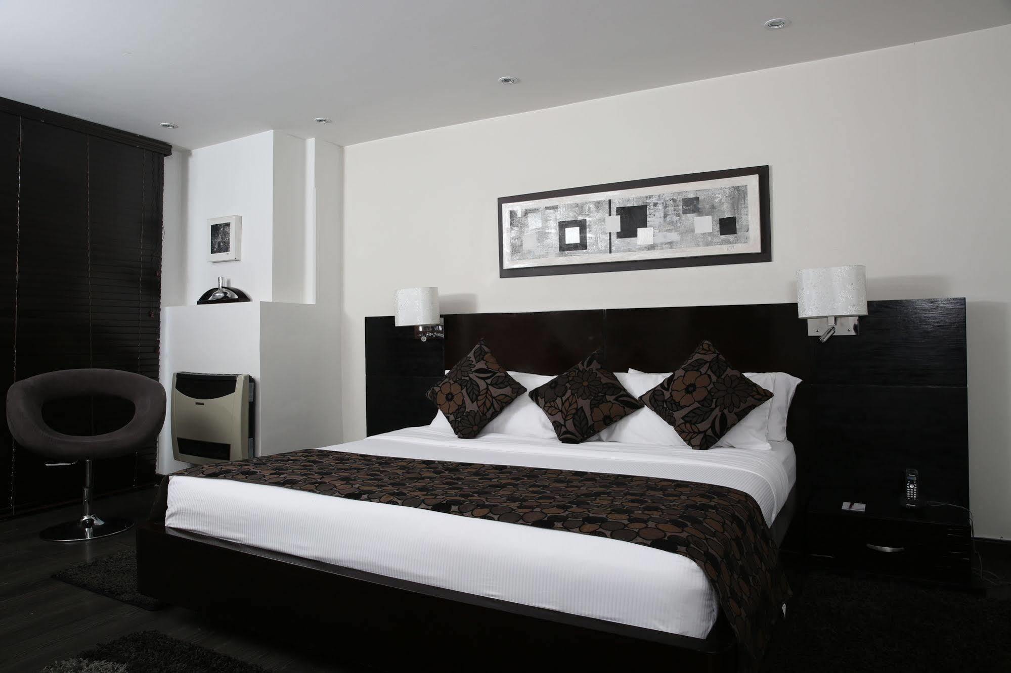 Hotel Suites 108 Bogotá Dış mekan fotoğraf